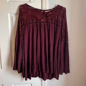 2X Women’s Bell Sleeve Blouse